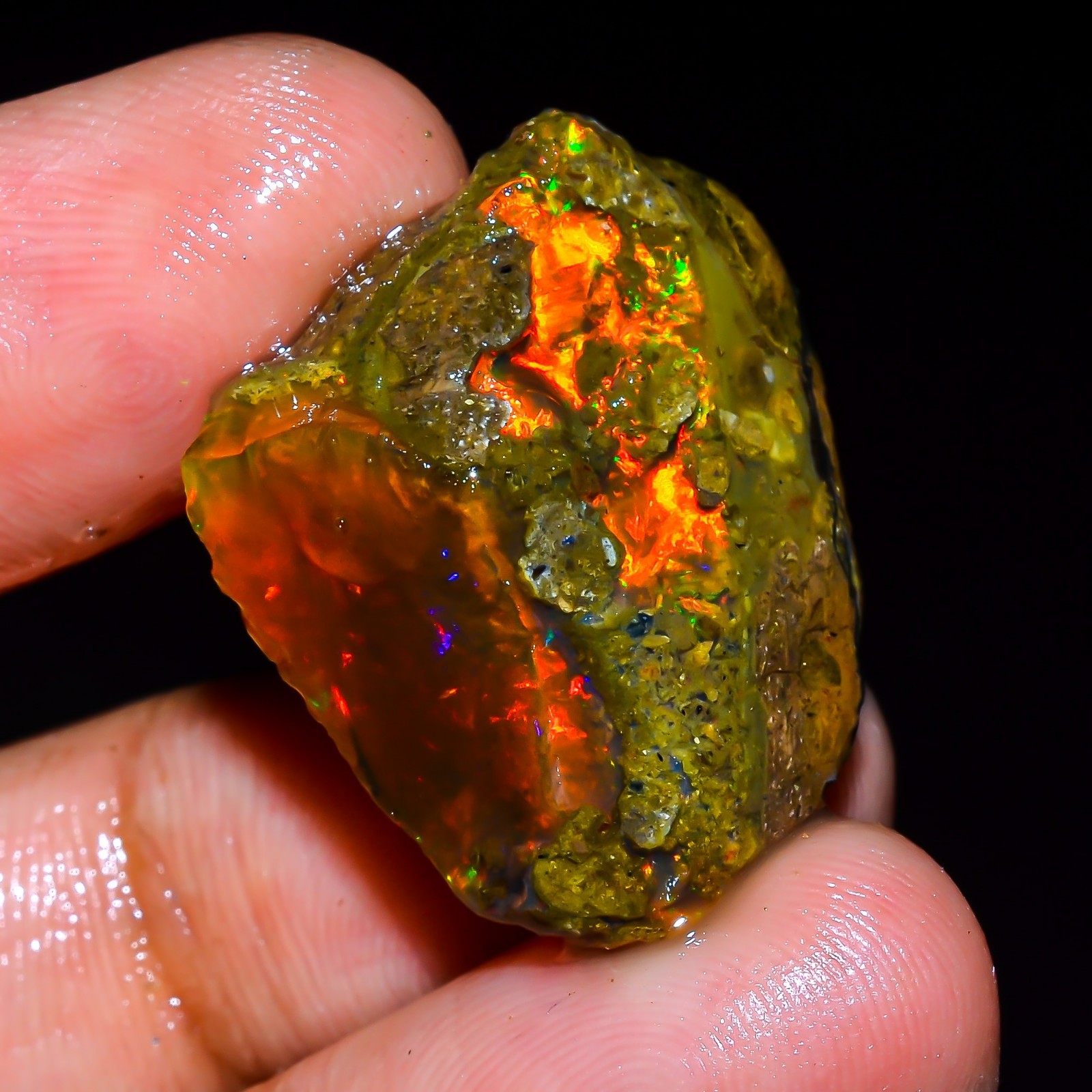 18 Ct Fire Opal Ethiopian Natural Oil Rough Gemstone For Jewelry 25x20x11 mm