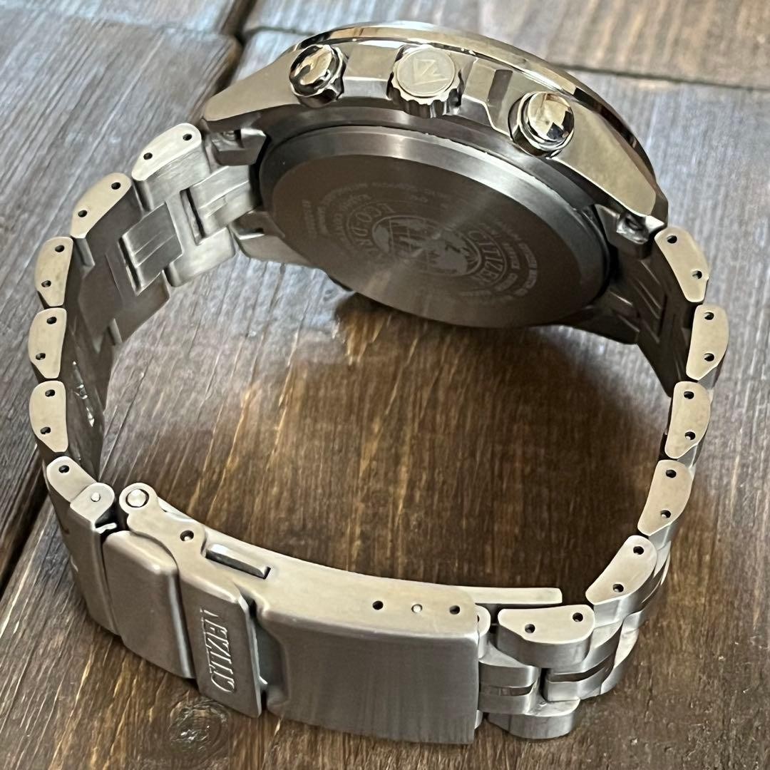 Junk Citizen Eco Drive Radio Chronograph Titanium Watch 18cm 7.09in BY0120
