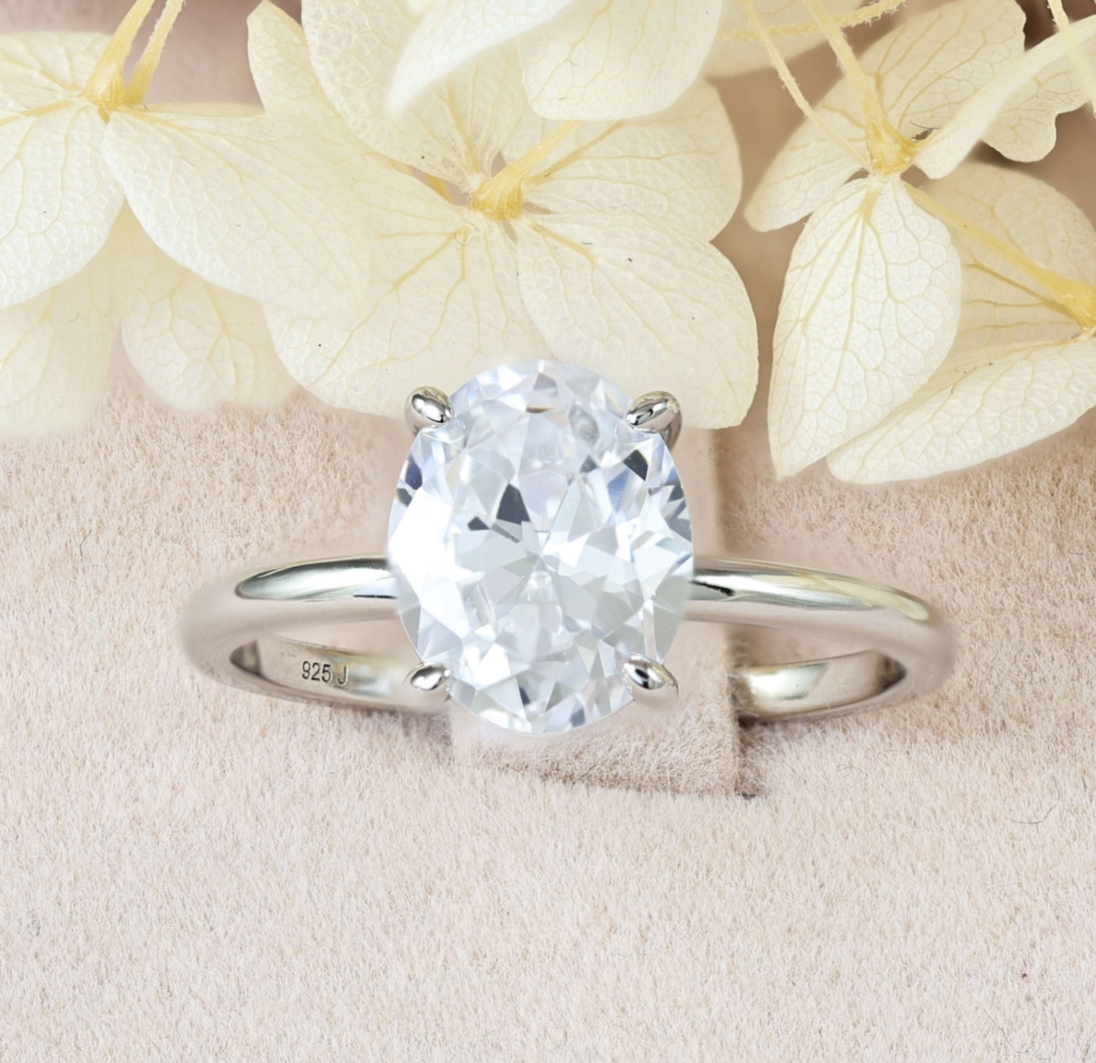 2.5ct Oval Cut Solitaire 925 Sterling Silver CZ Wedding Engagement Ring S10451