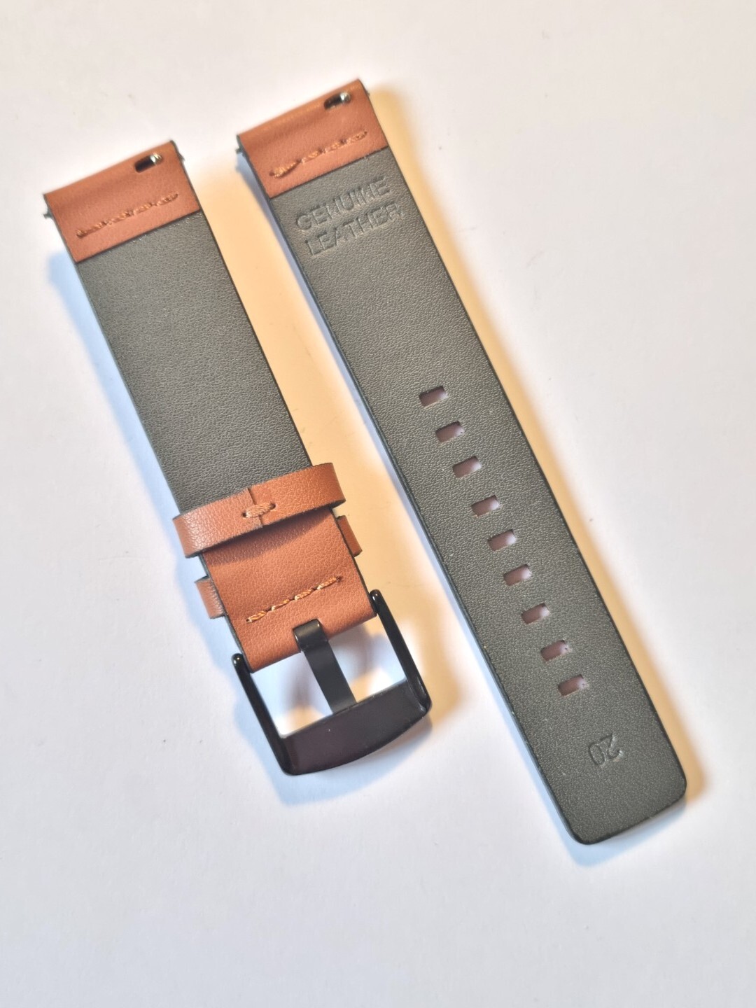 18mm NEW BROWN LEATHER UPPER WATCH STRAP, RUBBER BACKED BLACK BUCKLE. EASY FIT.