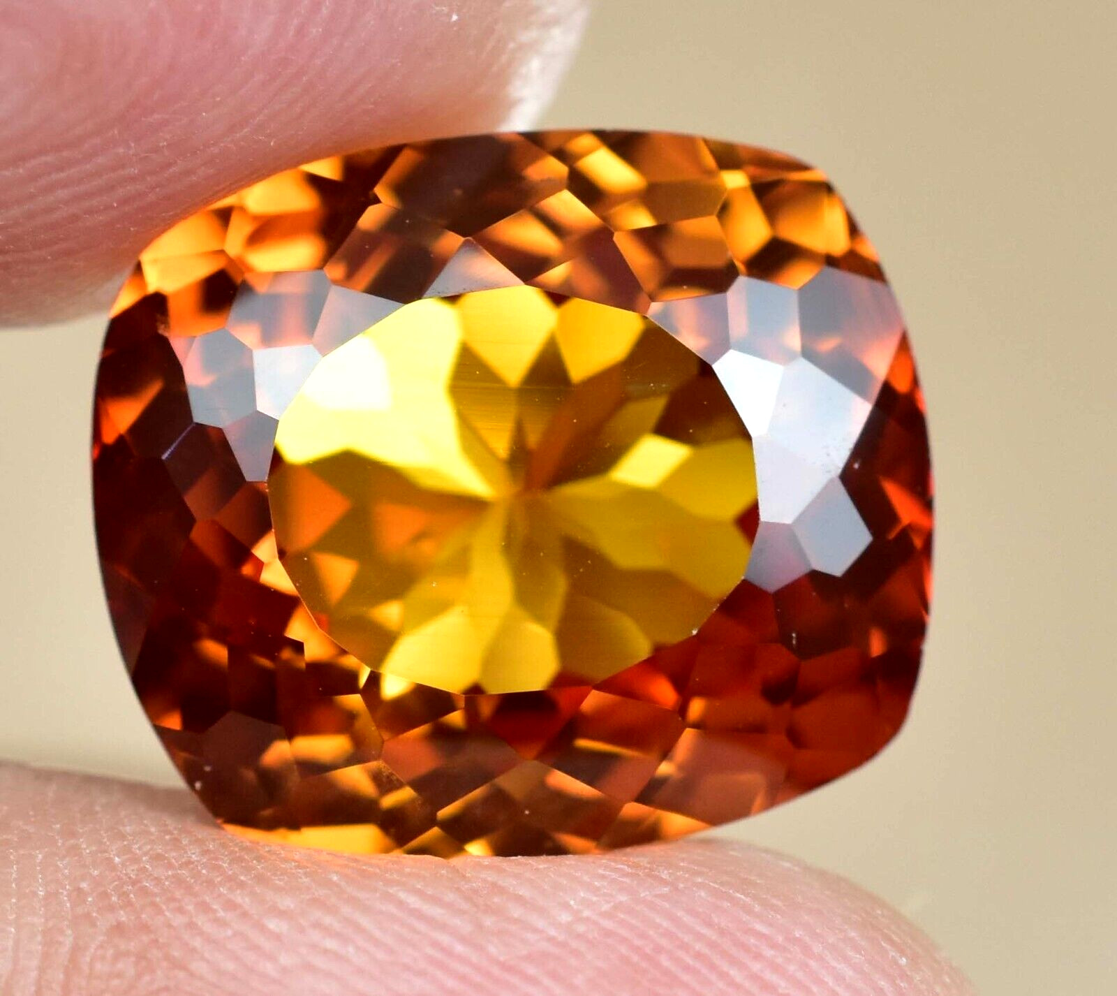 Natural imperial Topaz 18.80 Ct Cushion Stunning Flawless AGL Certified Gemstone