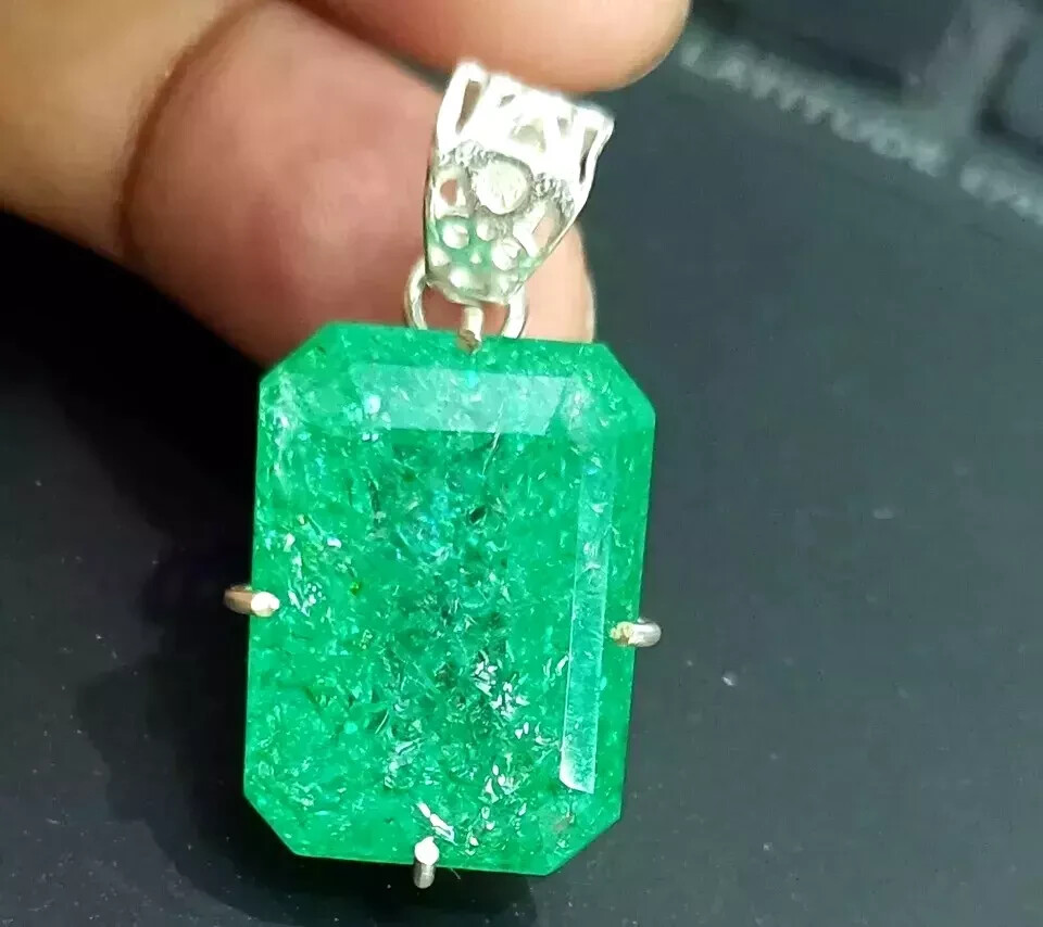 49 Ct Natural Certified Green Emerald Loose Gemstone 925 Solid Silver Pendant