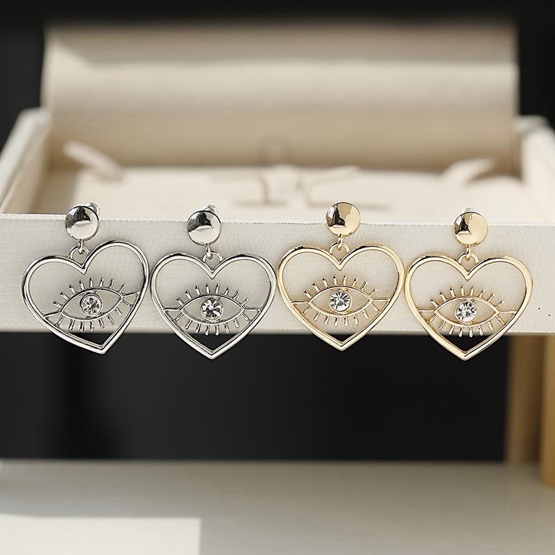 European and American trend new earrings eye love earrings personality
