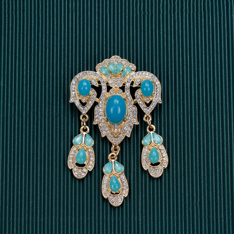 Exquisite Women Crystal Badge Pin Vintage Enamel Brooch Pin Elegant Lady Jewelry