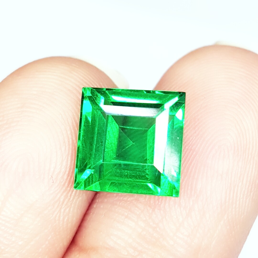 9.54 Ct Loose Gemstone Natural Tsavorite Garnet Certified Princess Cut AAA+ Gem
