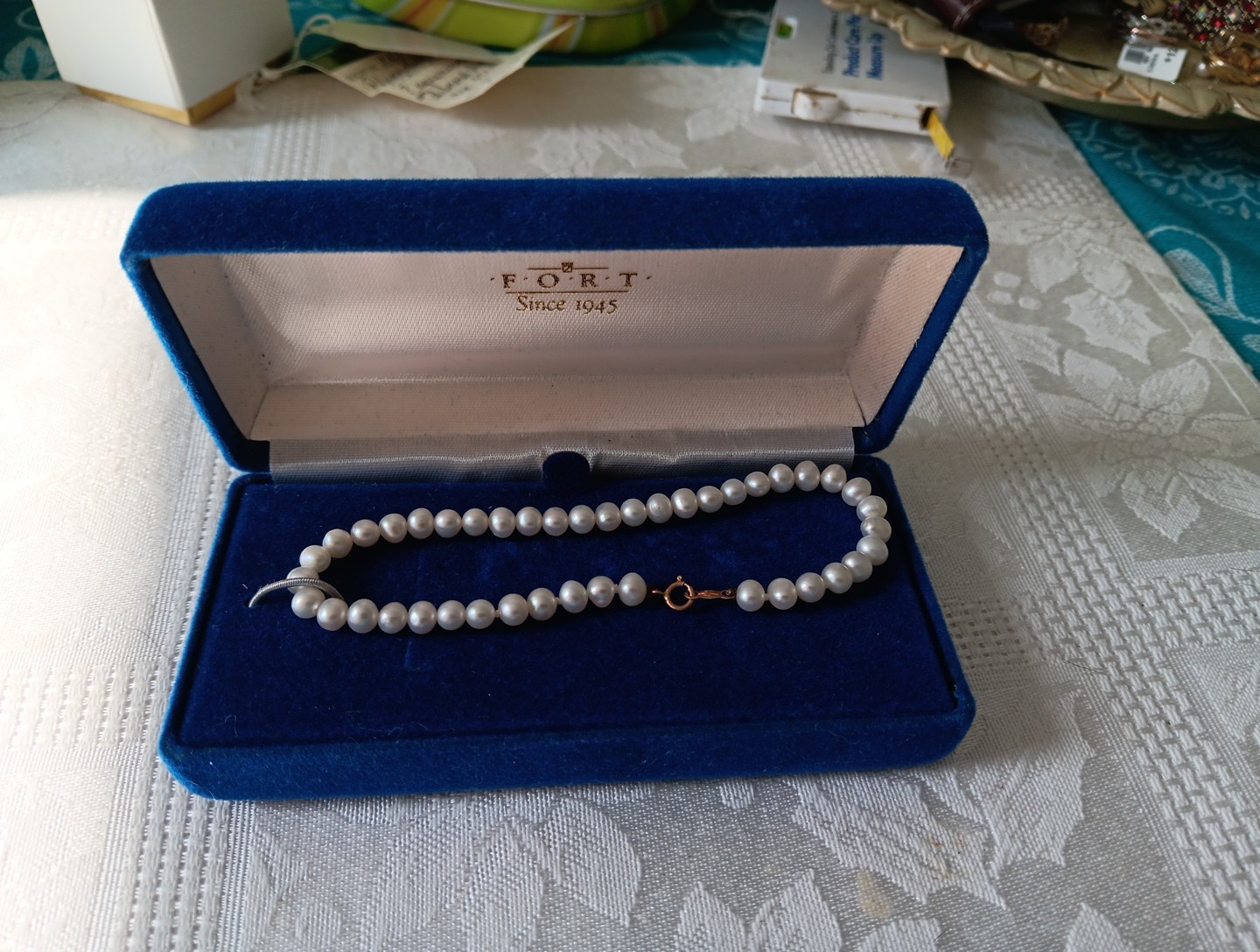 8 Inch Cultured Pearls Bracelet 4-5.5mm 14k Yellow Gold Clasp NIB