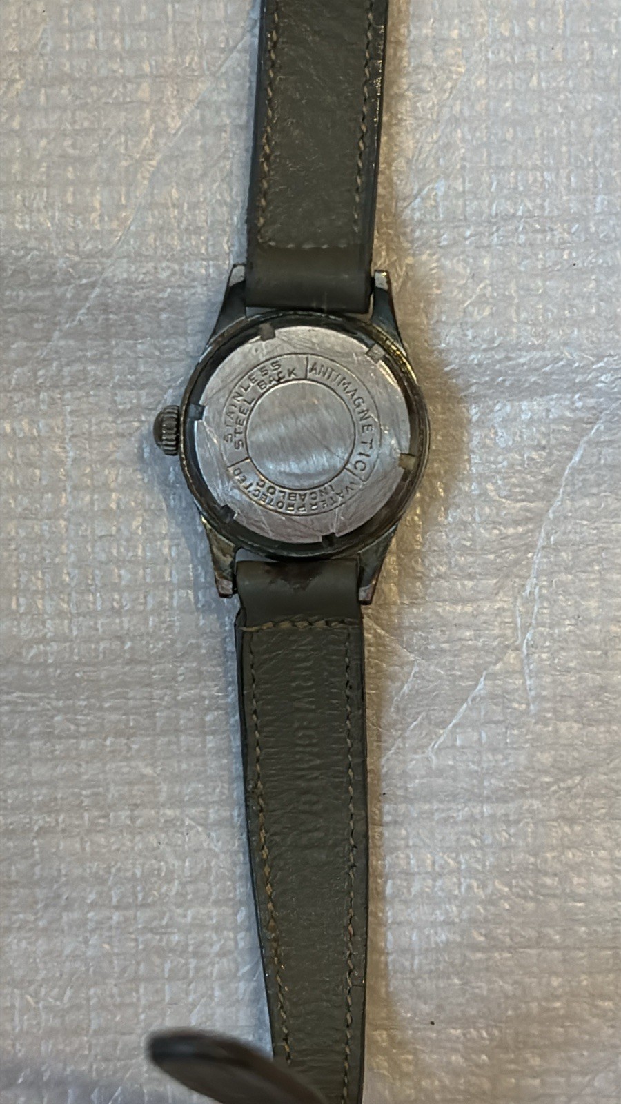 Vintage Aureole Women’s Mechanical Watch. Running. Leather Band