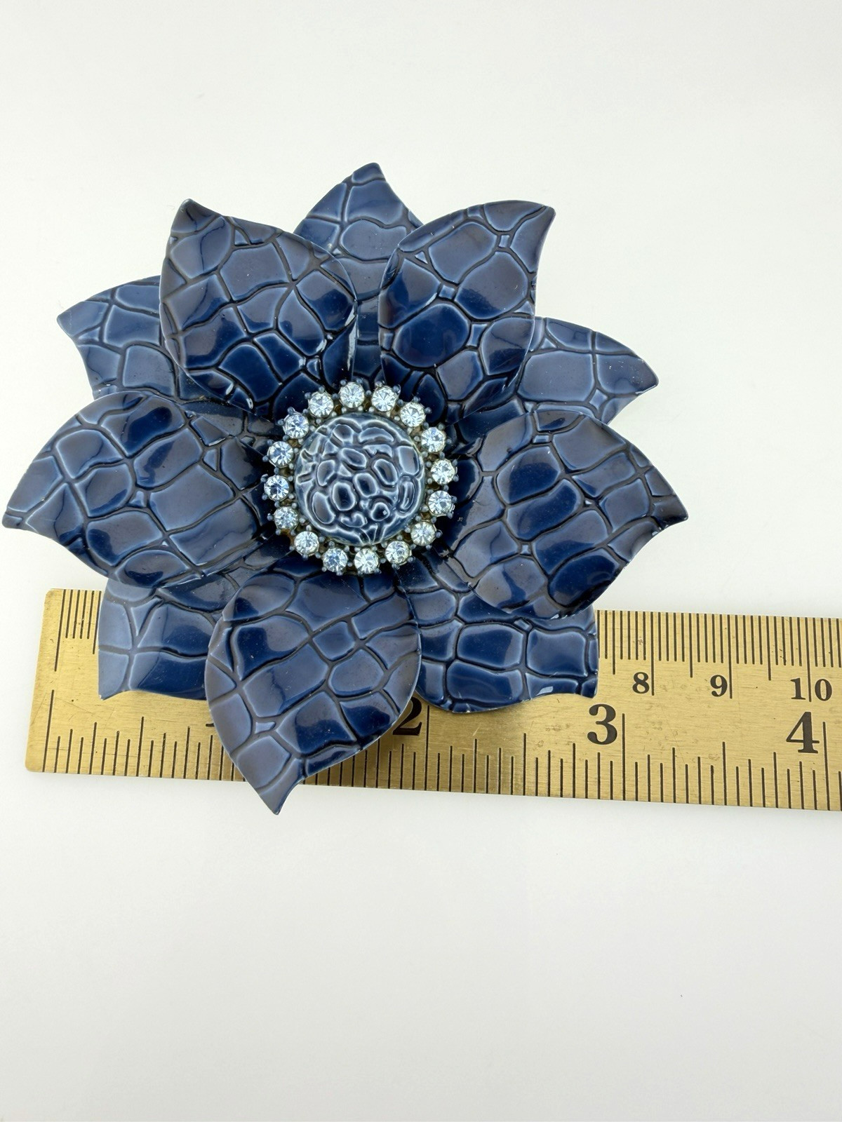 Vintage Blue LARGE Enamel Flower Brooch Pin Mod Pop Art Alligator Look Metal