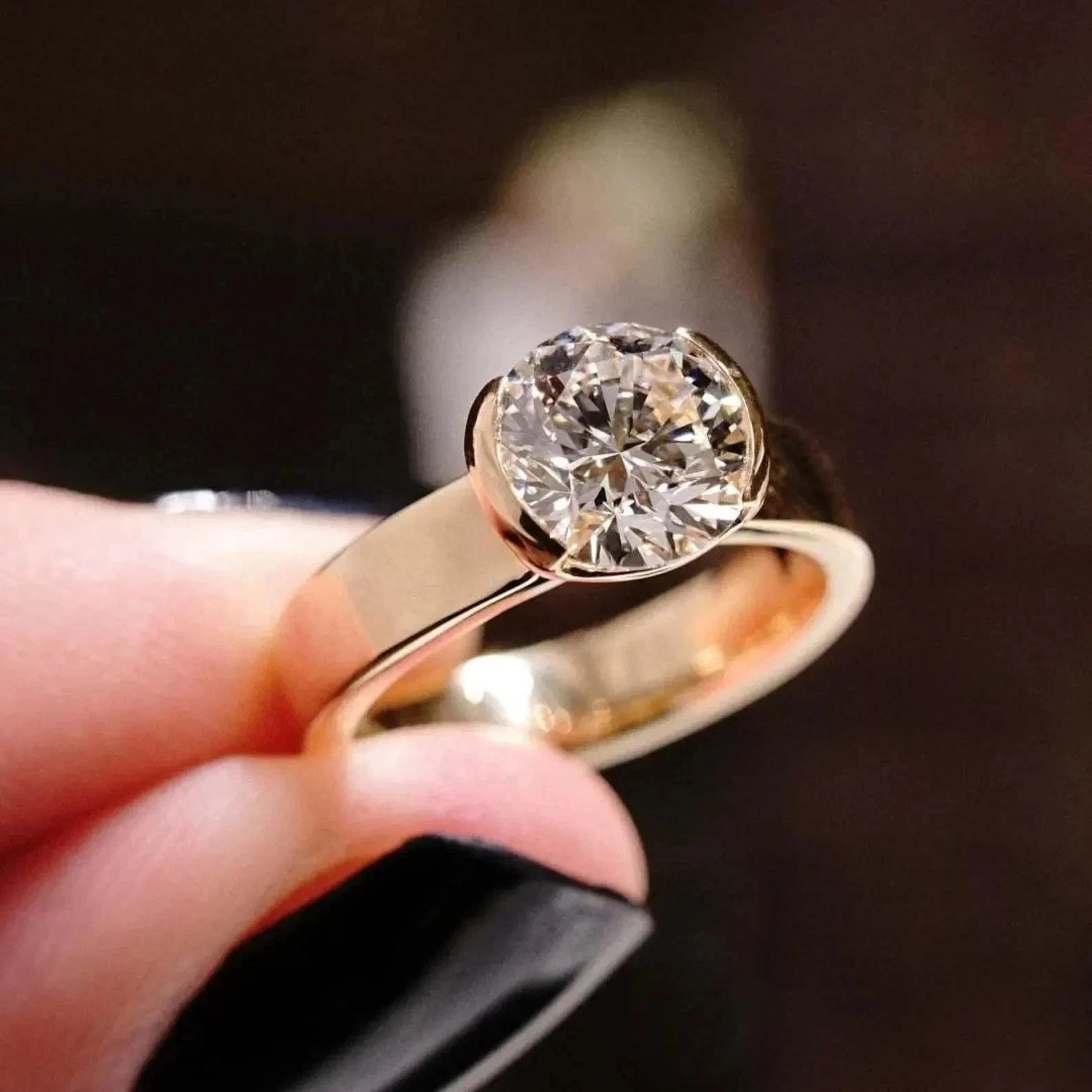 3CT Oval F-VS1 Lab Grown Diamond Solitaire Promise Gift Ring 14K Yellow Gold IGI
