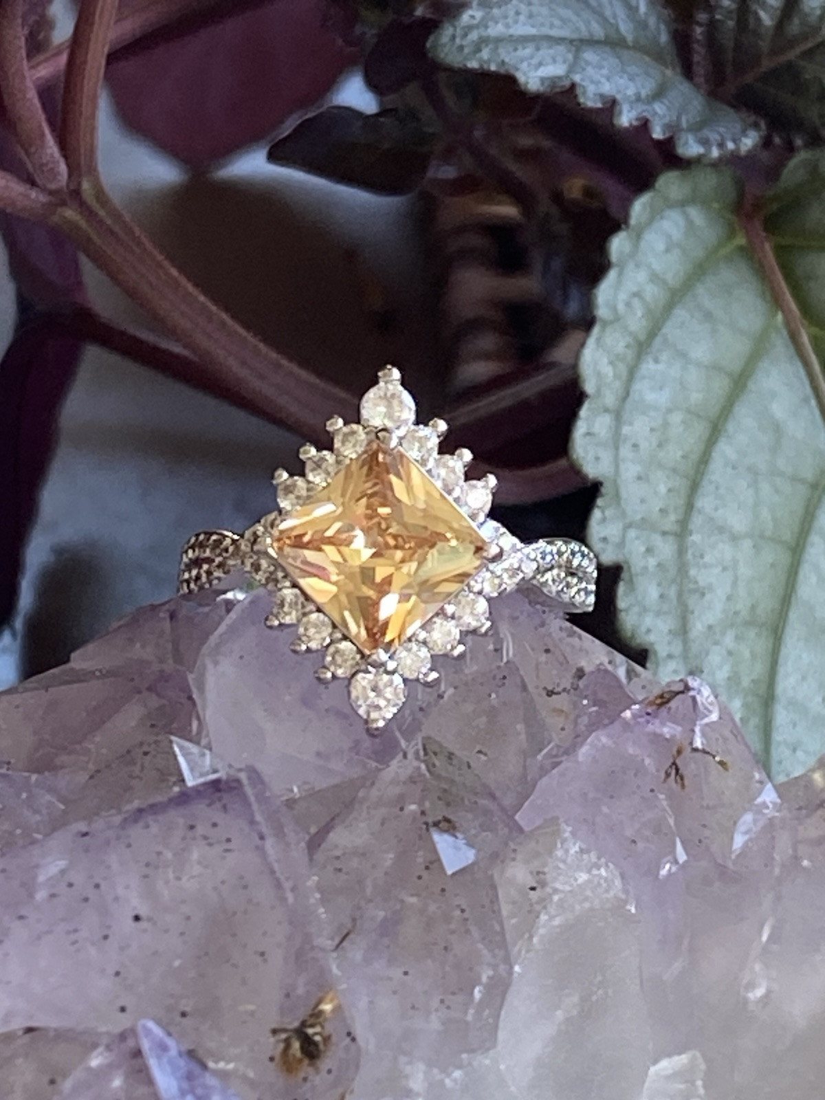 Bomb Party Ring 💍 Size 7 RG38015 “Pure Bliss” 🧡 Original Collection