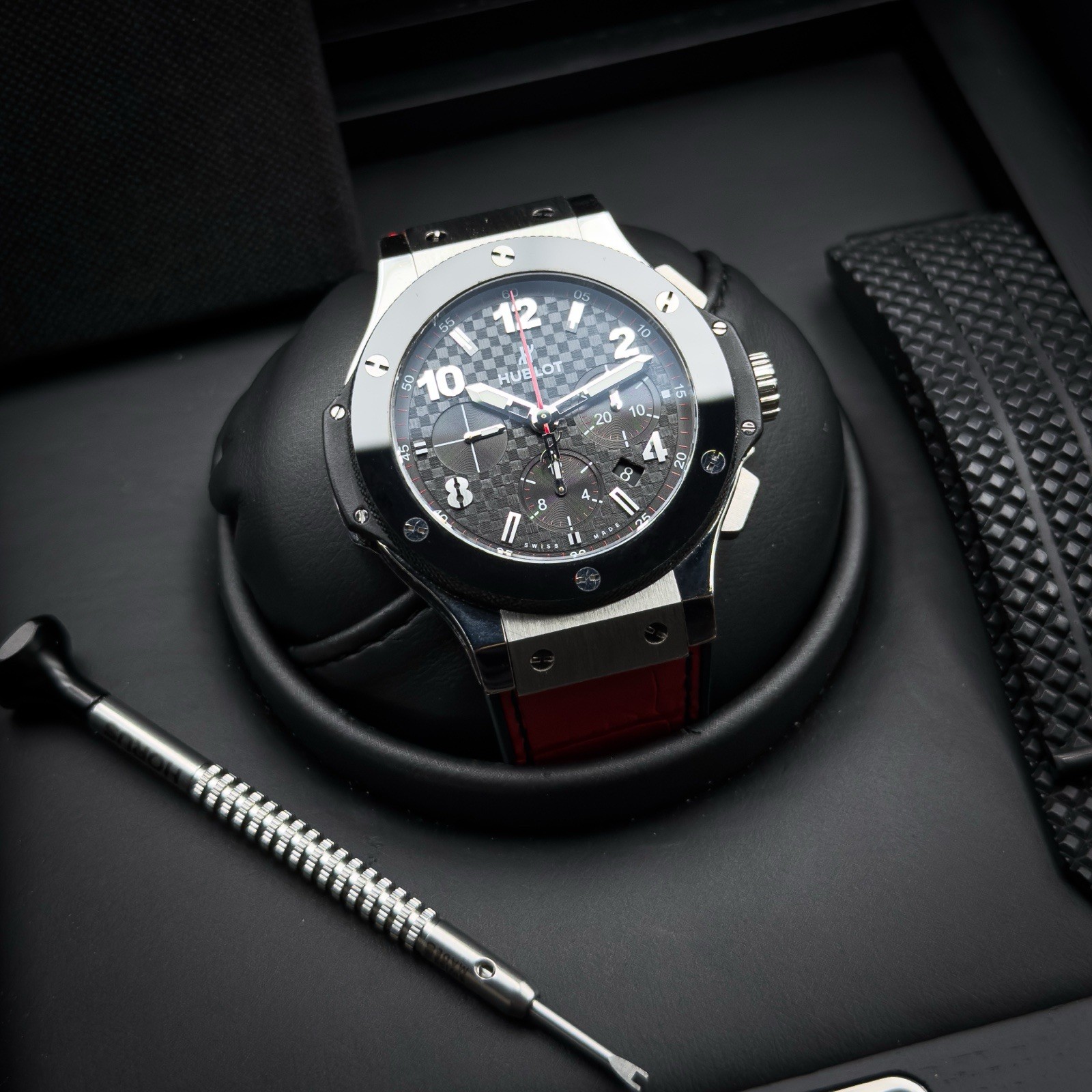 Hublot Big Bang Chronograph 301.SB.131.RX Carbon Dial / Ceramic + Extra Strap