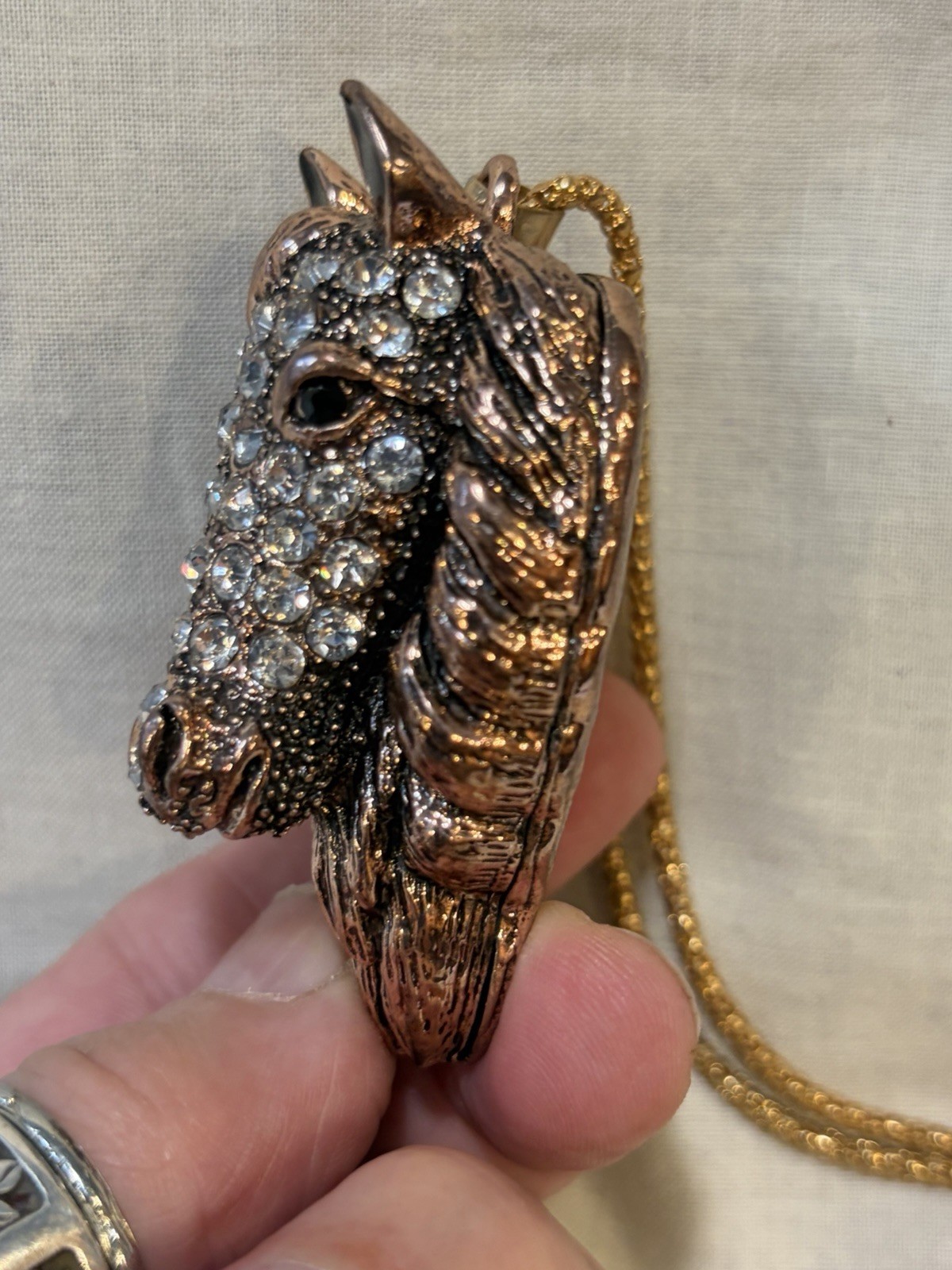 Betsy Johnson Rhinestone Horse Head Metal Enamel Pendant And Chain 28 Inch