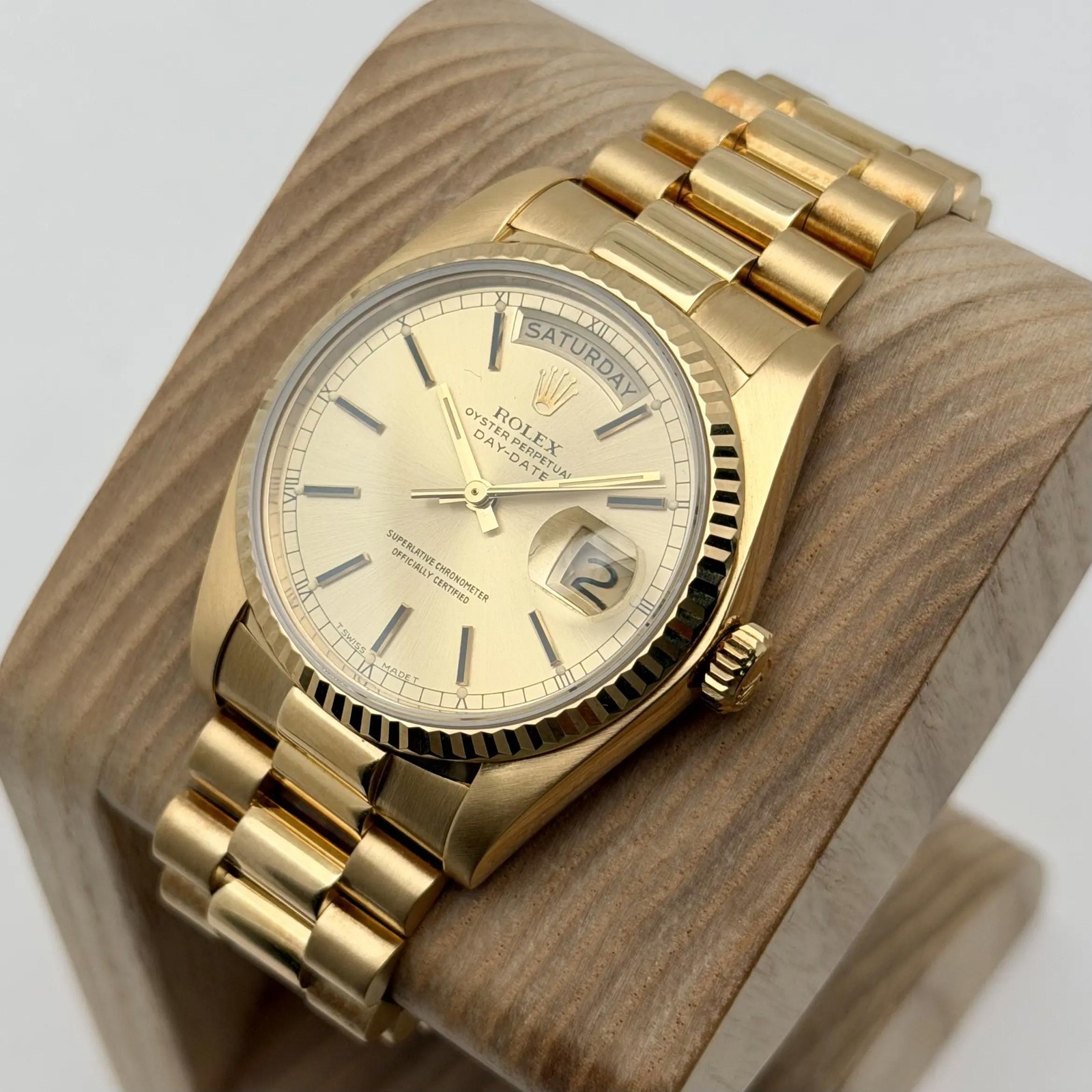 Rolex President Day-Date 36mm 18038 18K Yellow Gold Champagne Dial Men Watch