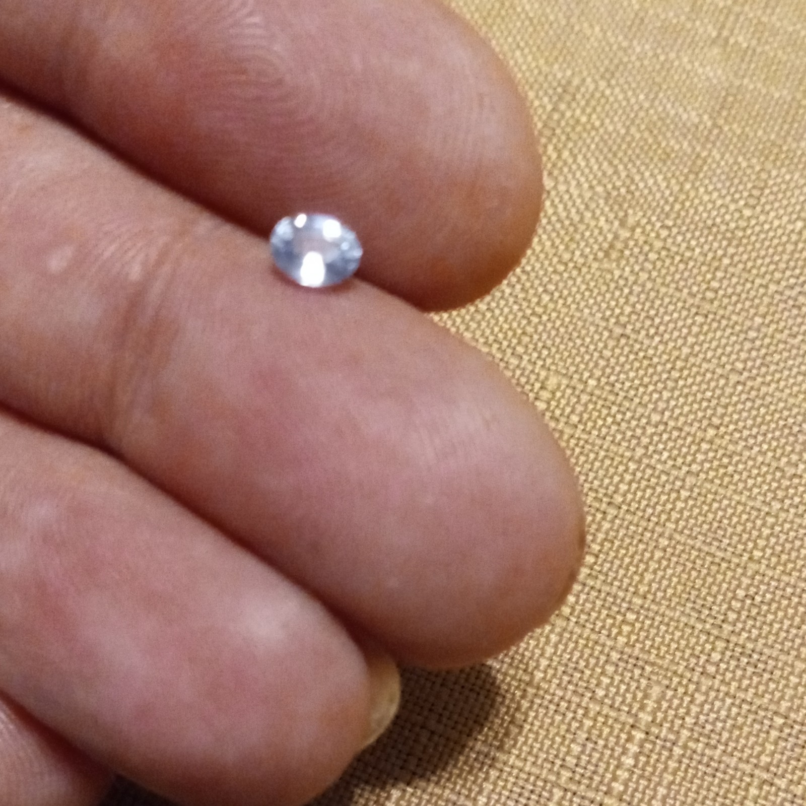 .34 ct natural VS light blue Ceylon Sapphire oval shaped heated
