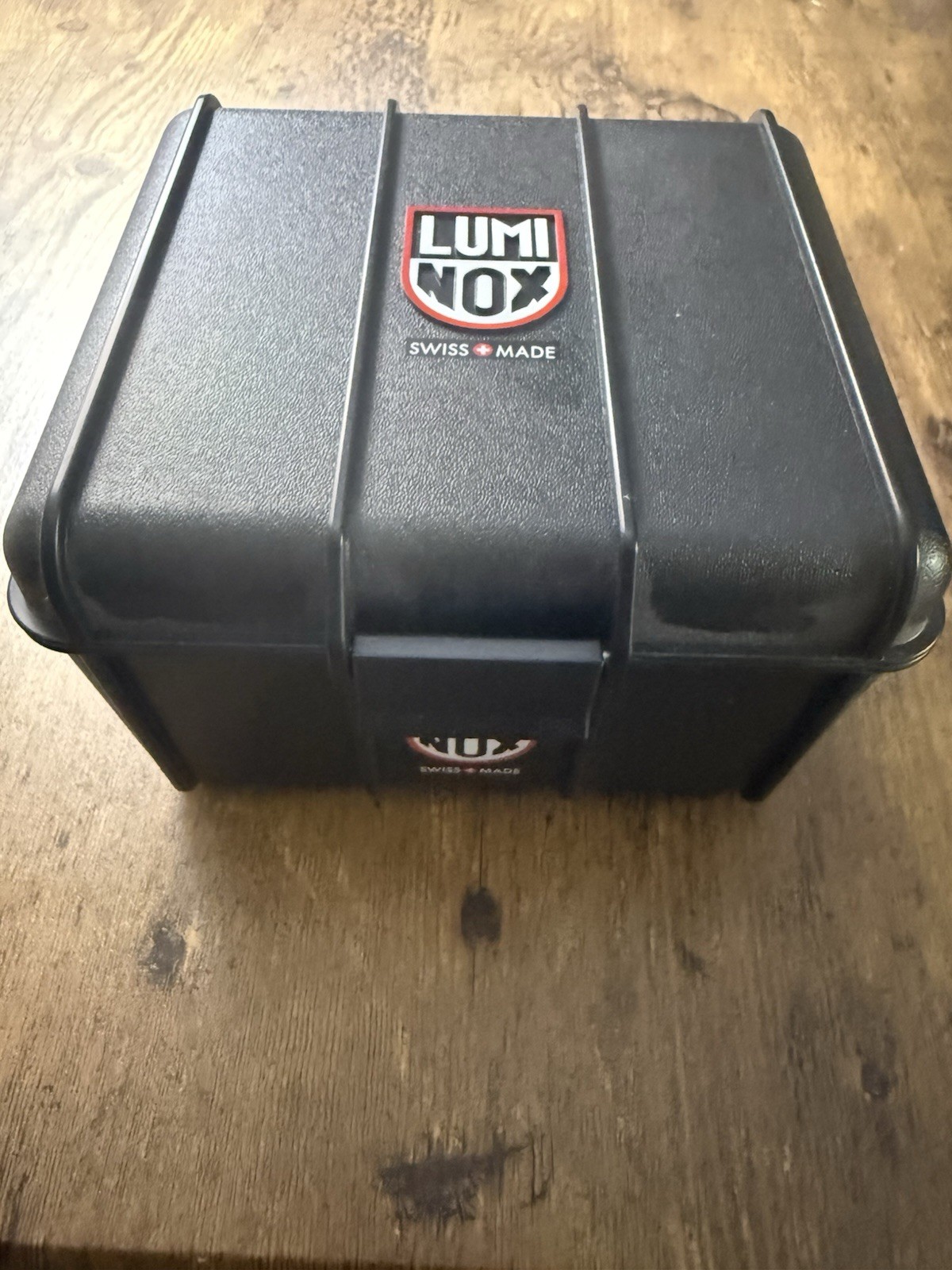 Luminox Navy SEAL Men’s Diver 200m 44mm Quartz Carbon Rubber Strap Box
