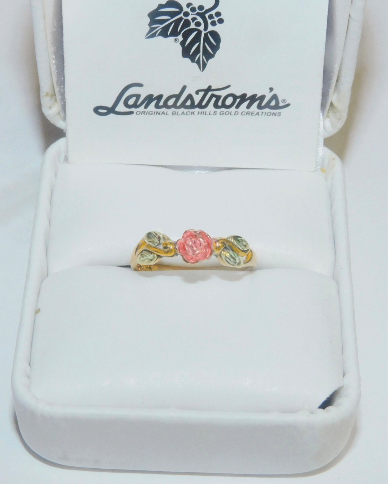 Black Hills Gold 10k Landstrom’s Rose Leaves Ladies Ring Size 6