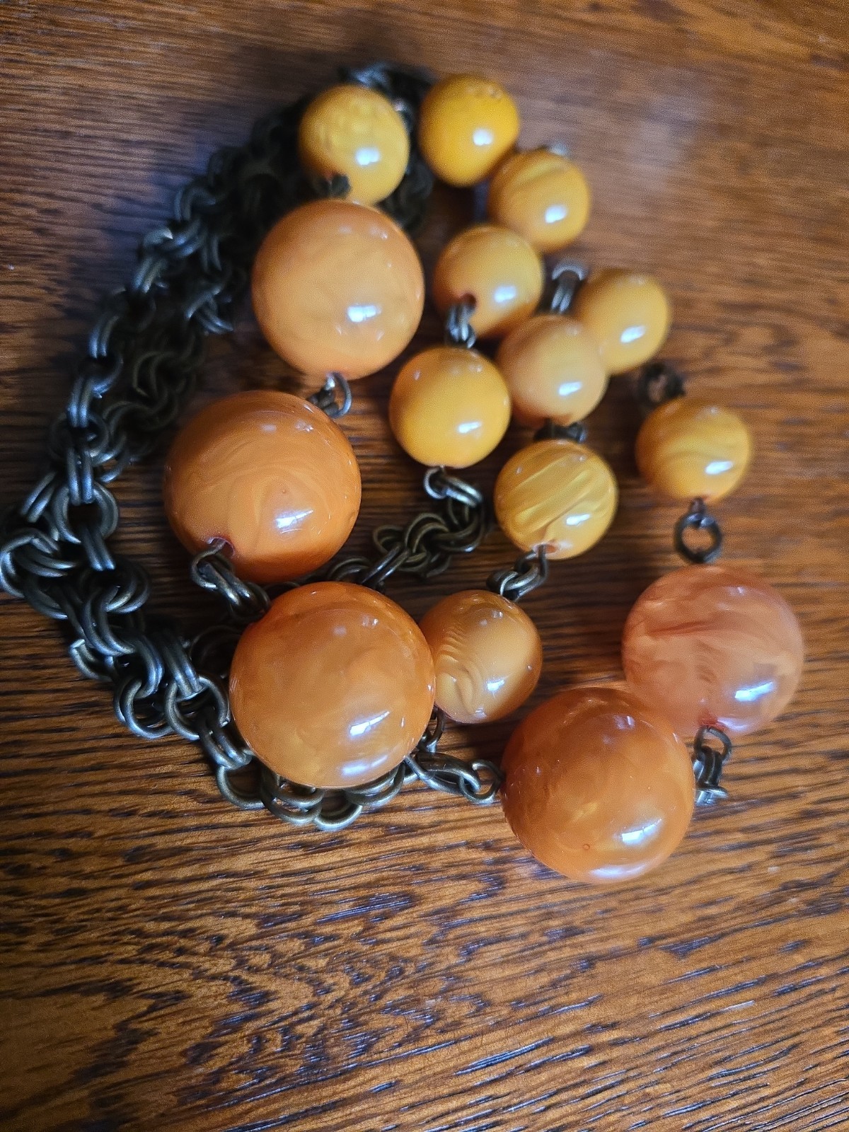 VTG Tested Bakelite Art Deco Egg Yolk Butterscotch Graduated Bead Necklace 114 G