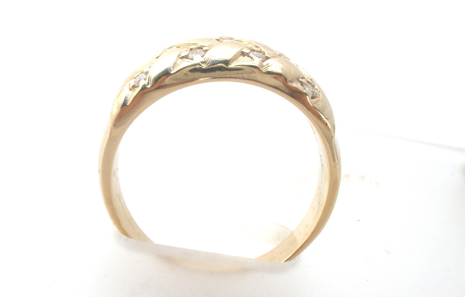 ARTCARVED 14K Gold Diamond Ring Vintage Basketweave Design Size 11 Vintage Band