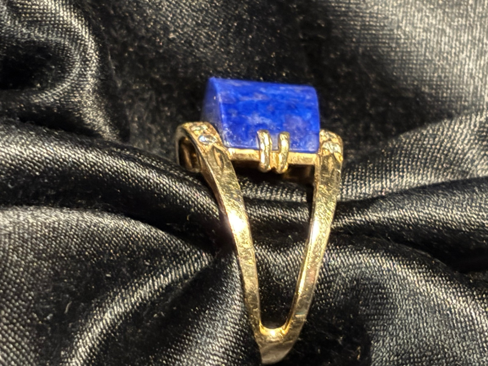 Vintage 14k Yellow Gold Lapis Lazuli & Diamond Ring, Size 7.25, 8 Grams