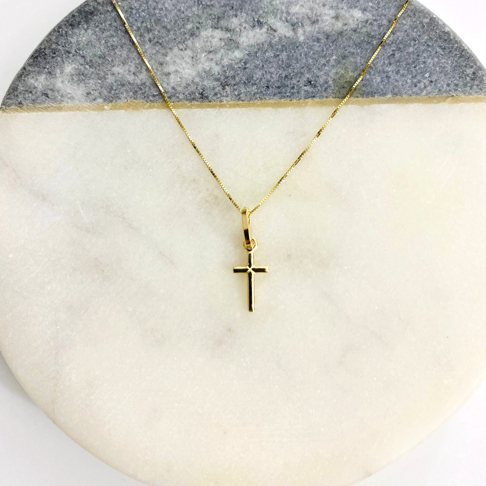 14k Solid Gold 0.7″ Cross Pendant – 14kt 0.5mm Box Chain 16”- 18”- 20″ – PT143