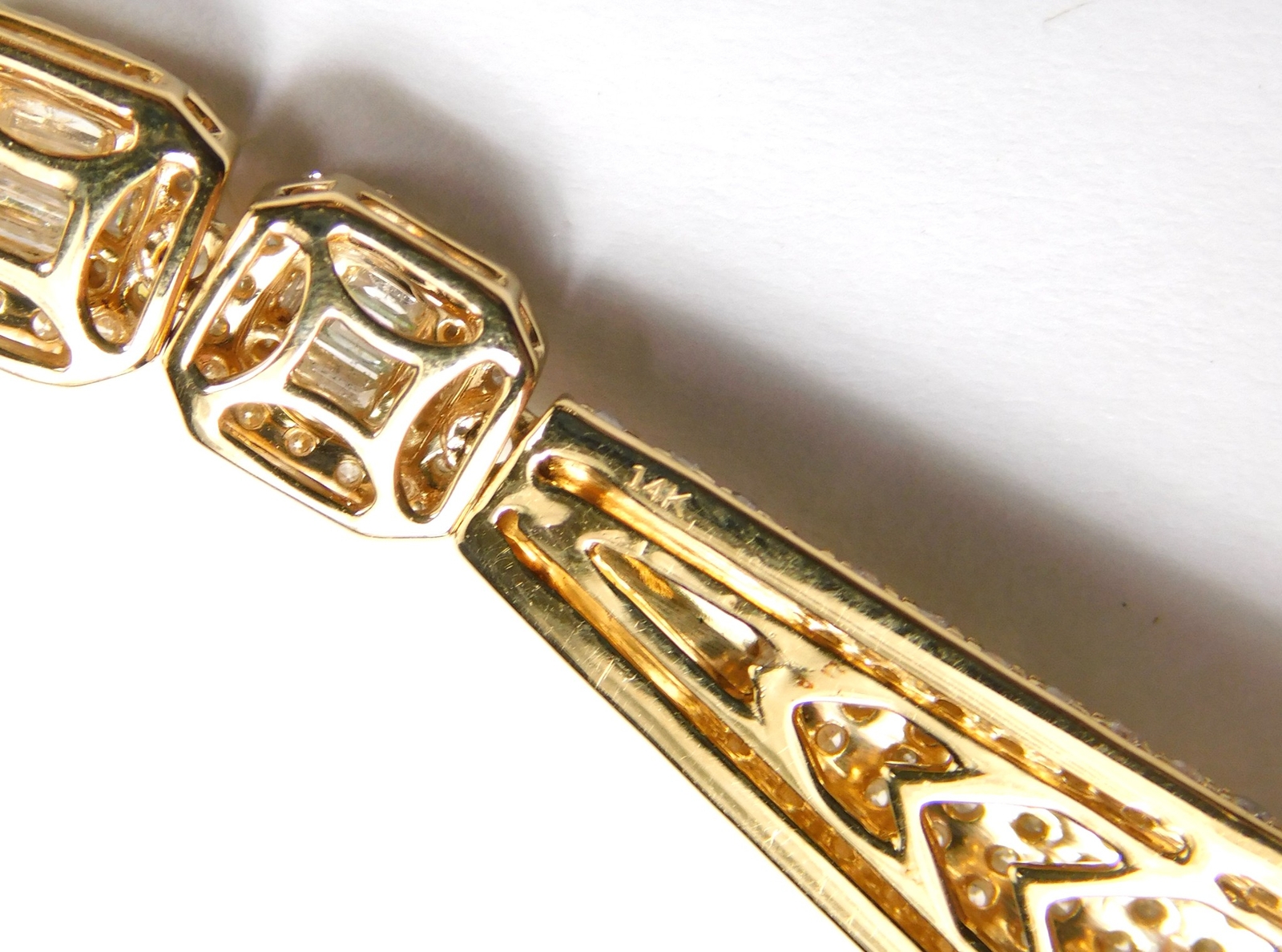 Beautiful 14K Yellow Gold 5.85 ctw Diamond Lady’s Drop Dangle Earrings Jewelry