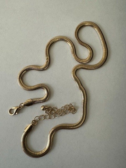 Flat Herringbone 3 mm Gold Tone Chain Necklace. 16″ Long with 3″ Extender.