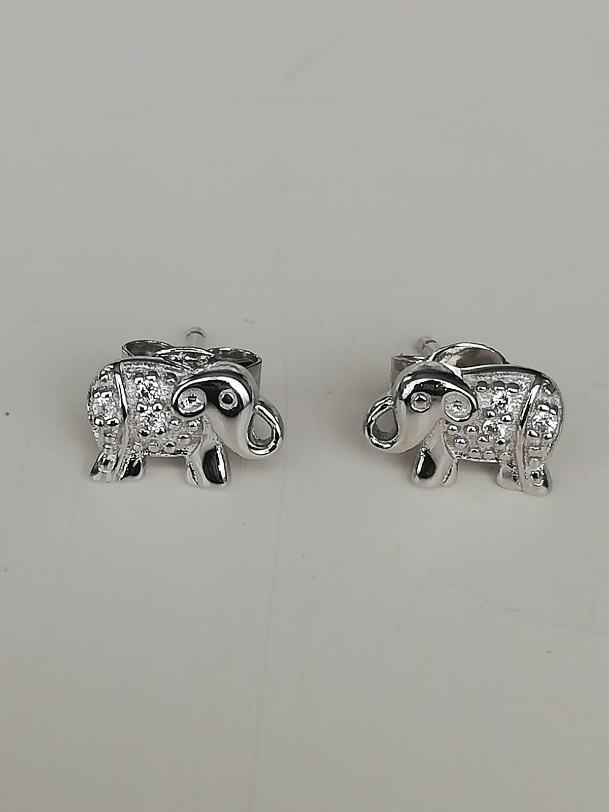 .925 Solid Silver Lucky Elephant Stud Earrings New.