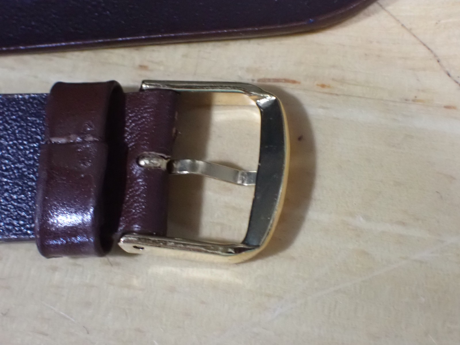 Speidel Flat Brown Genuine Calf Men’s Watch Band 19 mm ends up to 6 3/4″ USA