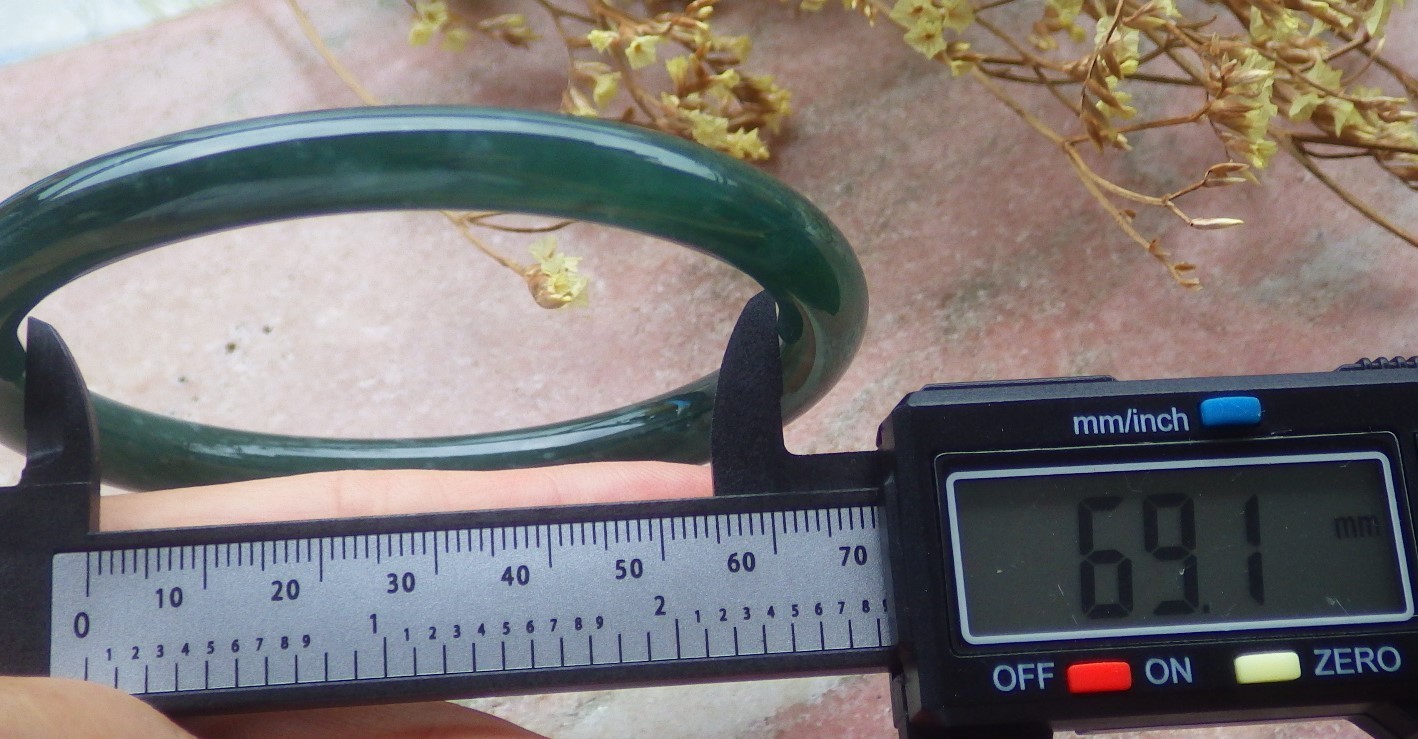 Video Certified Green A JADE Jadeite Circle Bangle Bracelet 69mm 手镯 734638 AS