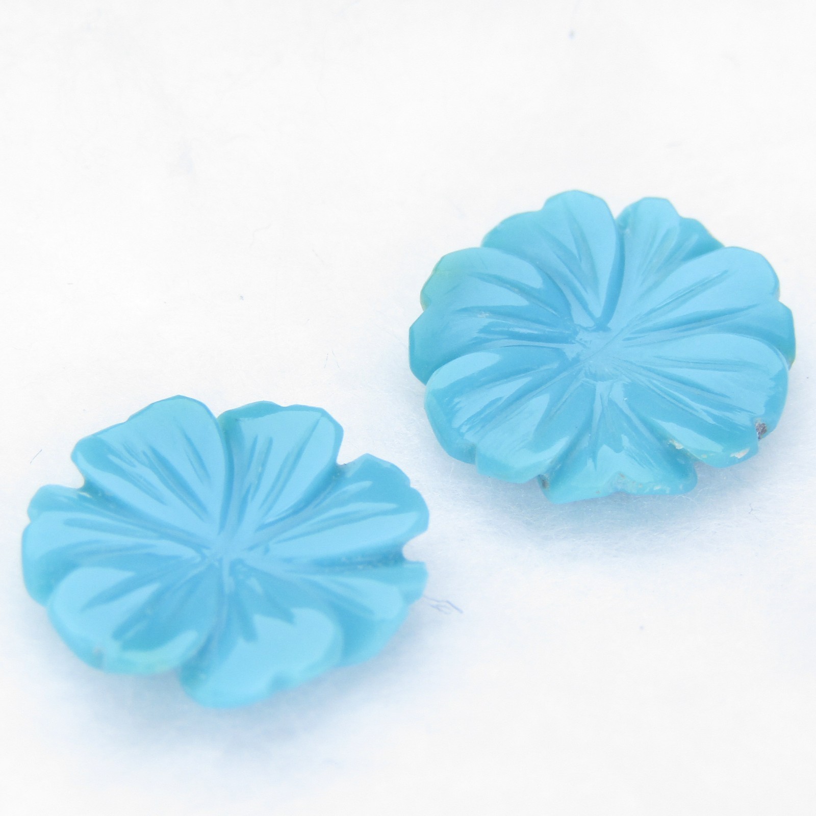 3.70Cts Elegant Natural Turquoise 11.6mm Flower Carving Pair Arizona Gemstones
