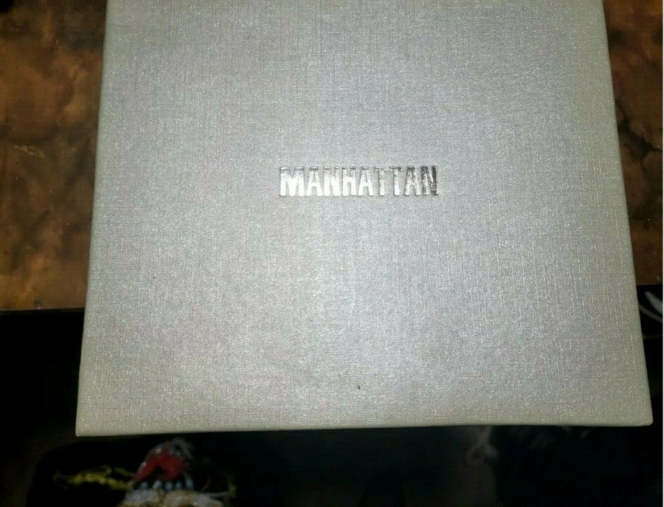 NEW VTG Limited Edition Manhattan by CROTON Rhinestone Bling Watch & Purse Set