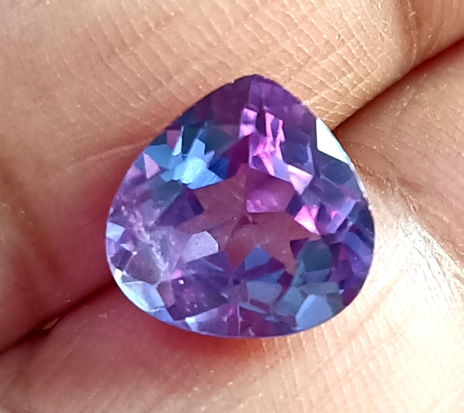 A++ Heart Cut NATURAL Ceylon Bi-Color Change Sapphire Loose GEMSTONE 4.55 Ct
