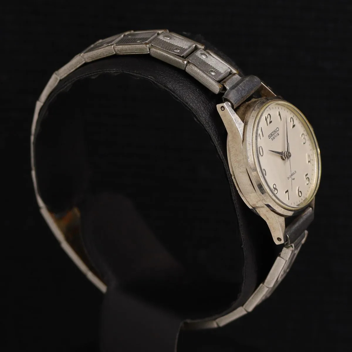 Working Seiko Salvia 1104-0030 Manual Winding Silver Dial 21 Jewels Ladies Watch