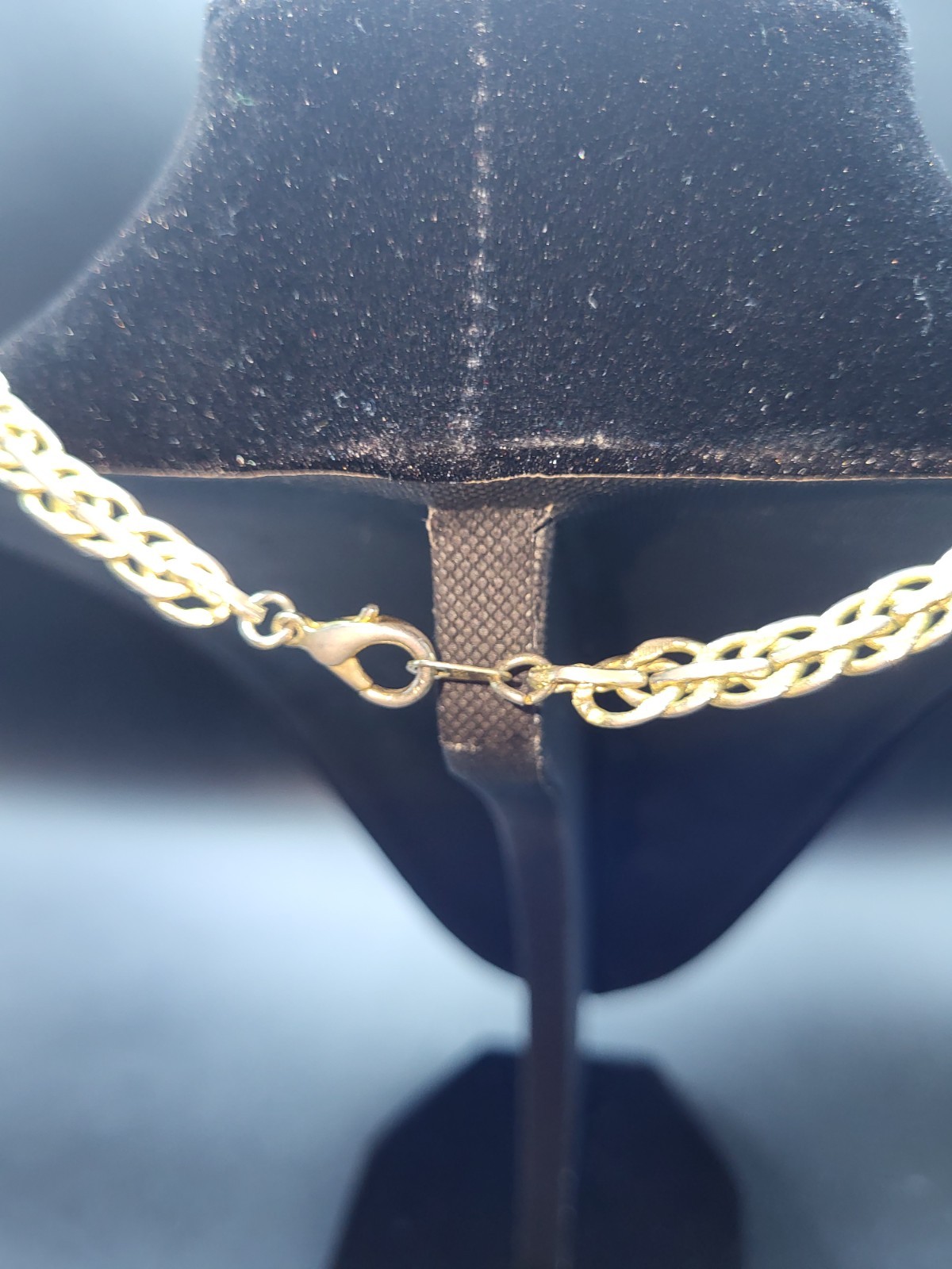 Vintage goldtone chain necklace marked Korea
