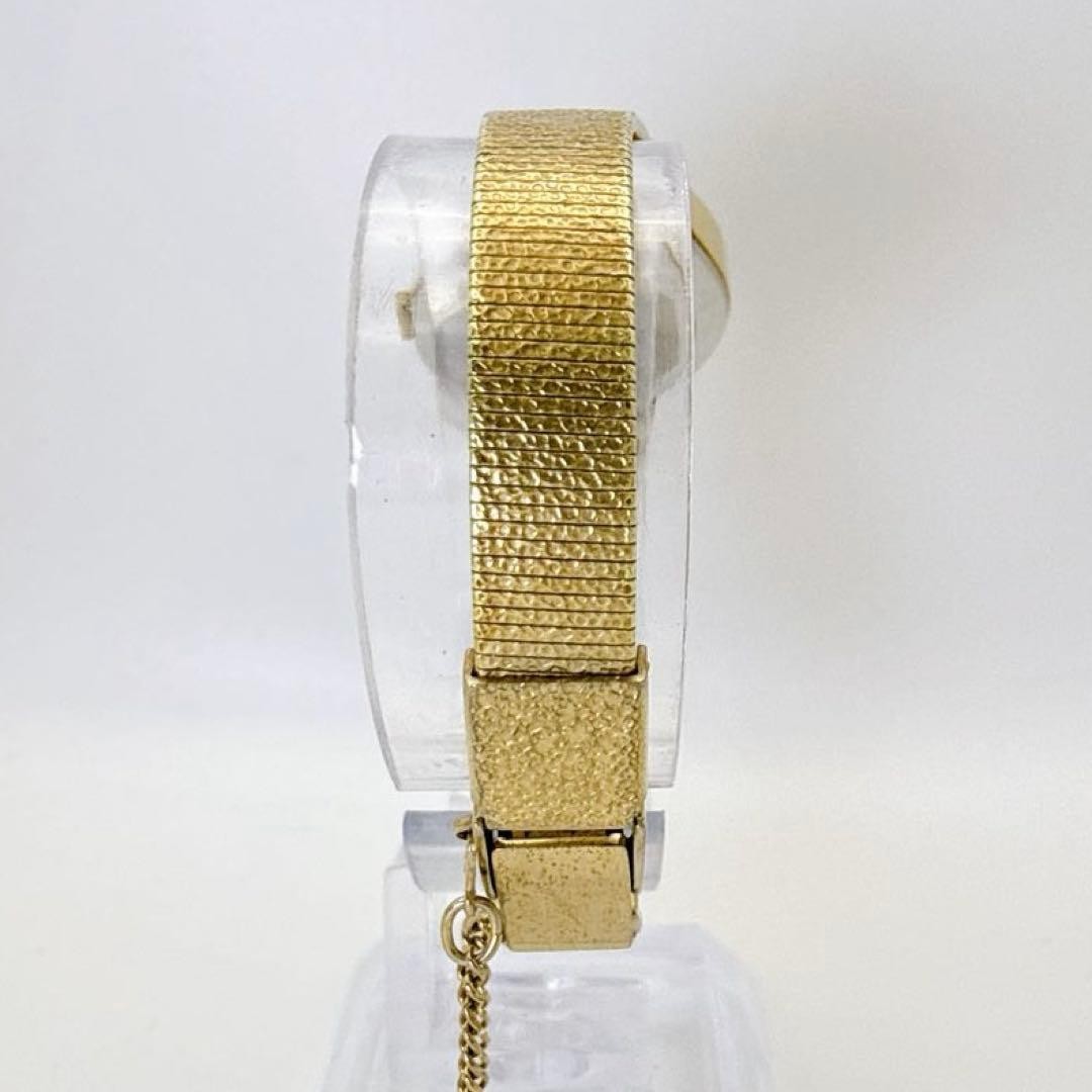 Working condition Seiko manual winding ladies’ watch, gold, vintage.