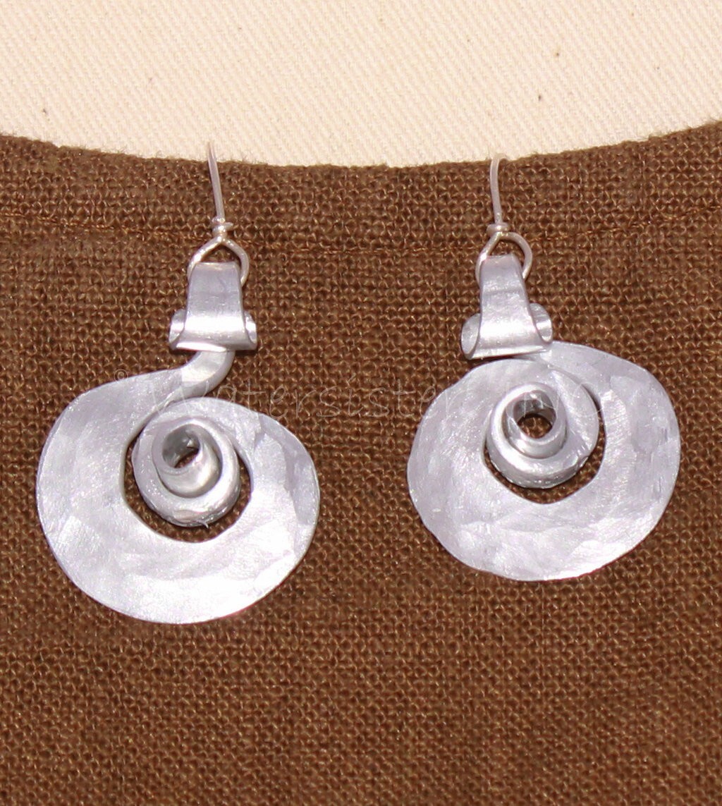 ANTIJOYAS Handmade ART-2-WEAR Hammered Aluminum TCHAI NECKLACE 3D Swirl SEC38