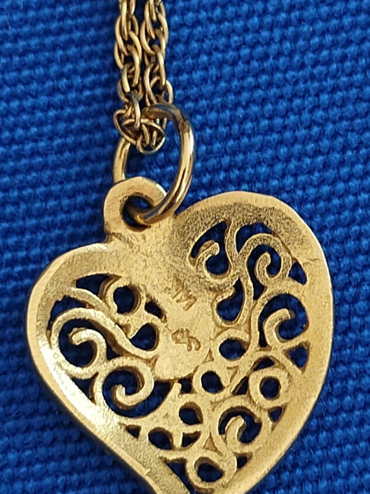 14k Gold Chian. 14 inches long, Heart Pendent 4.3 grams