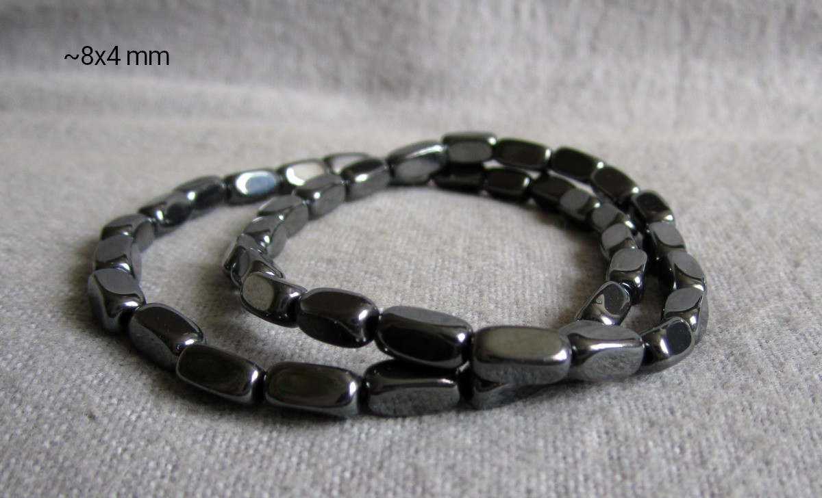 Hematite Bracelet • Rounded. Cuboid ~ 5×3 + 8x4mm / 15-21cm • Elastic