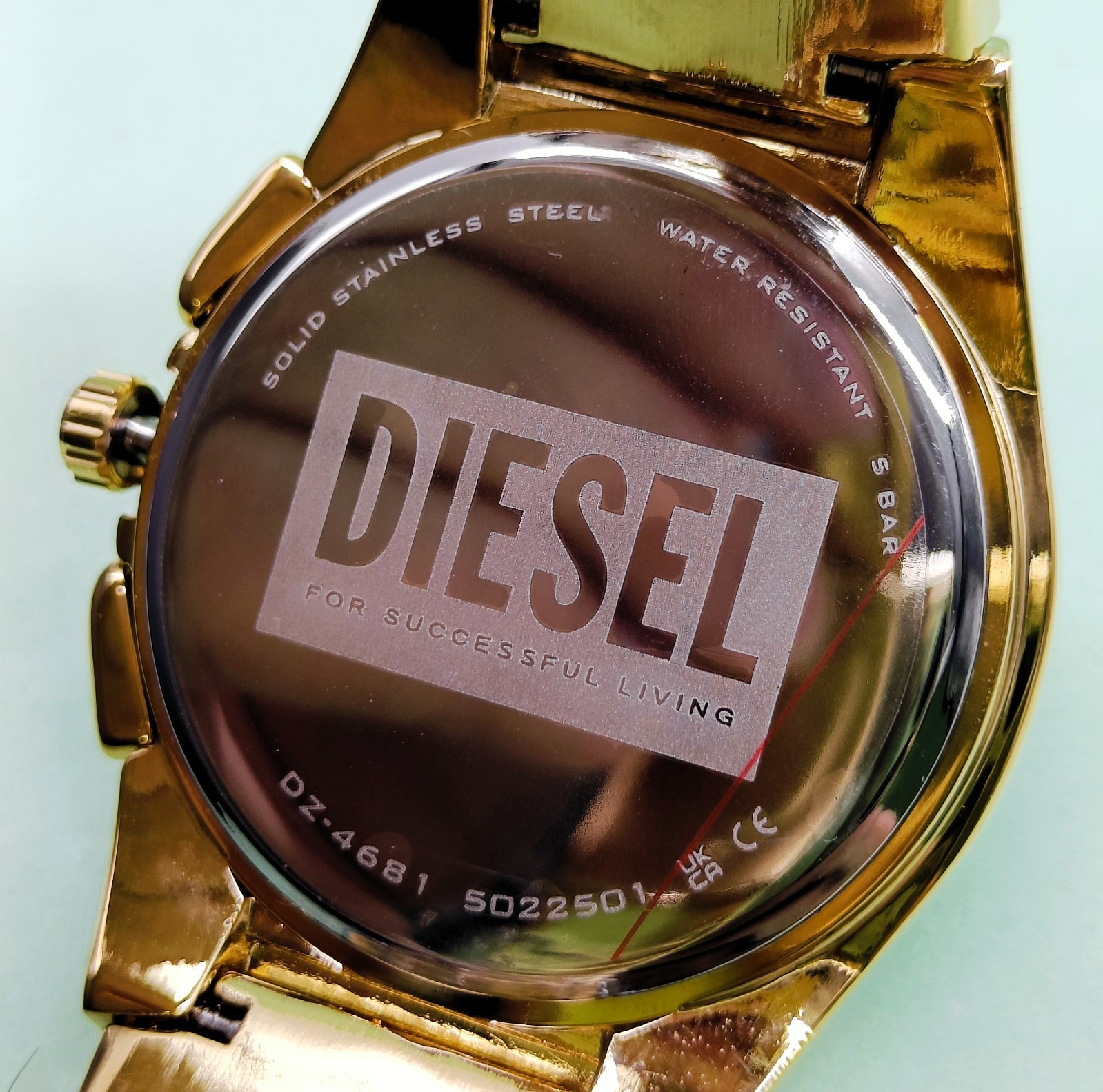 Awesome Diesel Mercurial Date Indicator Chronograph Quartz Men’s Wrist Watch