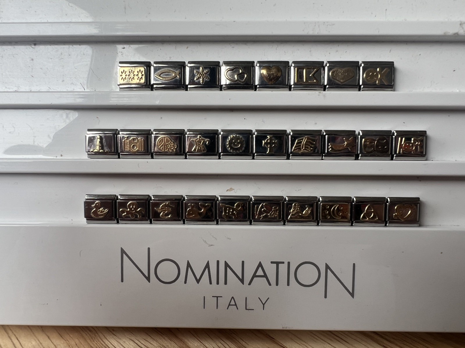 Genuine Nomination Charm – Gold – Multi Listing You Choose