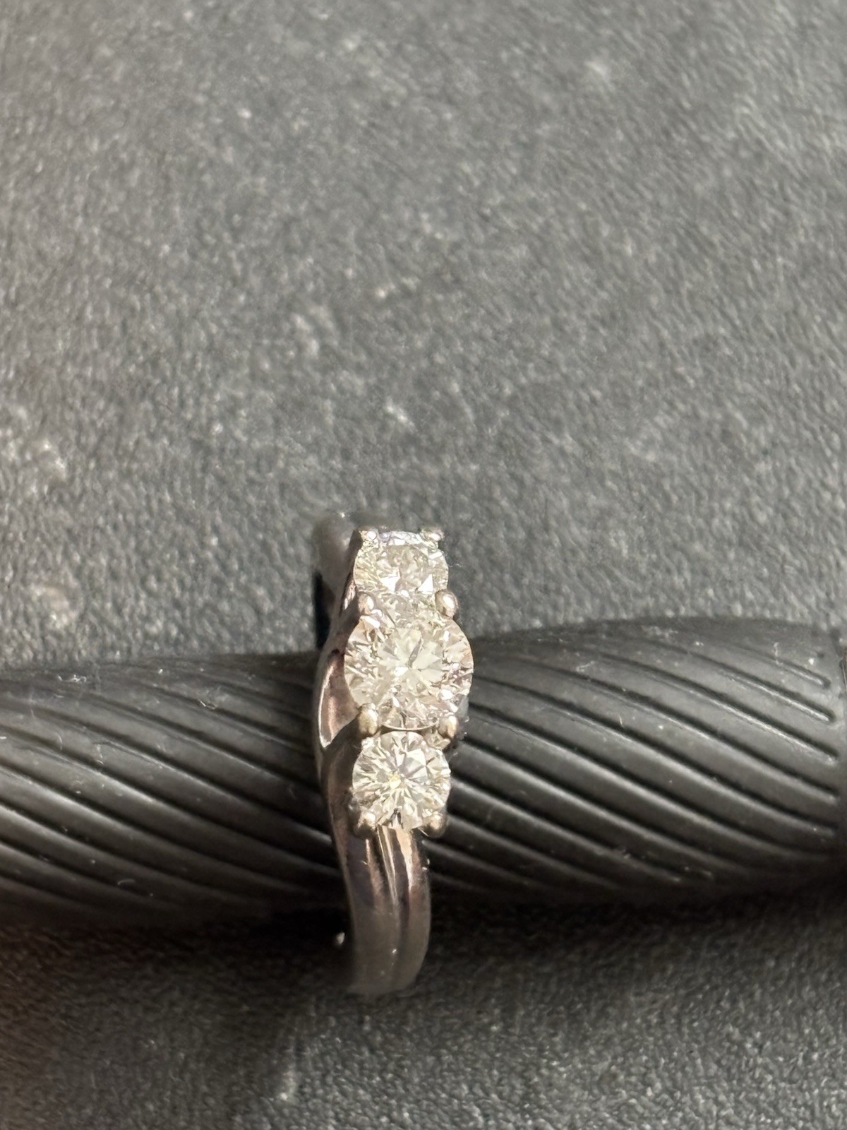 10k White Gold Diamond Engagement Ring Size 6 (.7) ctw SEE DESCRIPTION