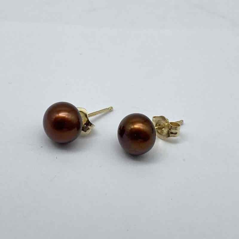14K Yellow Gold Brown Freshwater Pearl Stud Earrings 6.9mm 1.0g