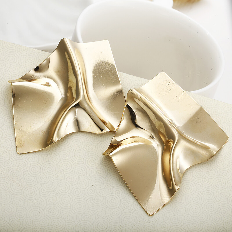 European and American Personality Trend Earrings Metal Texture Folds Exaggerated