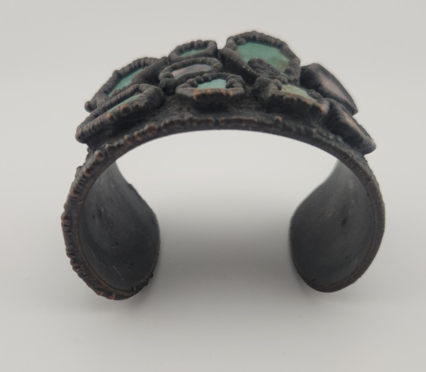 Vintage BELL TRADING Copper Cuff Bracelet USA Pre 1960s 10 Turquoise pieces