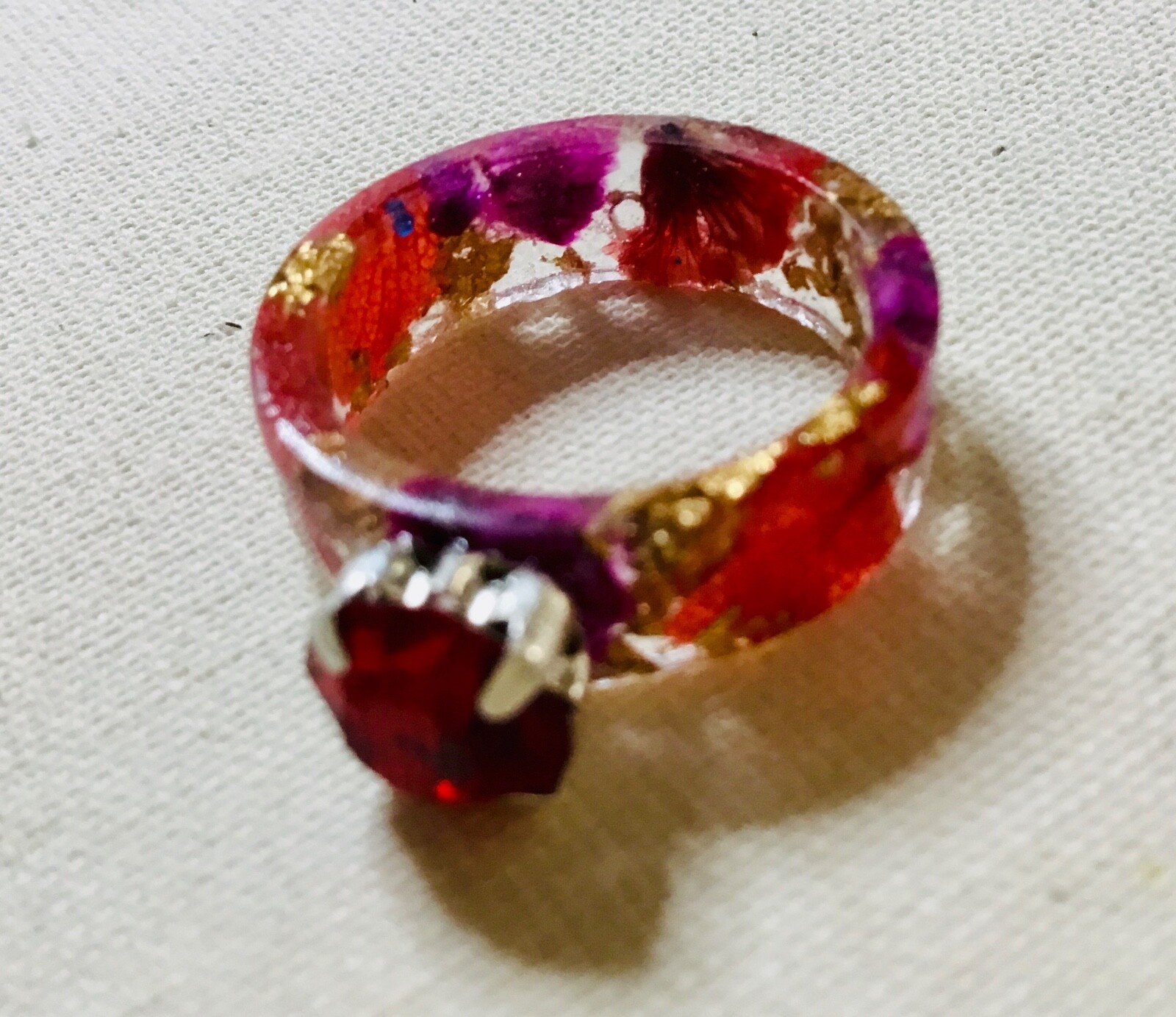 Crimson Garden Jewelry Set – Real Red Hortensias Ring & Drop Earrings in Resin
