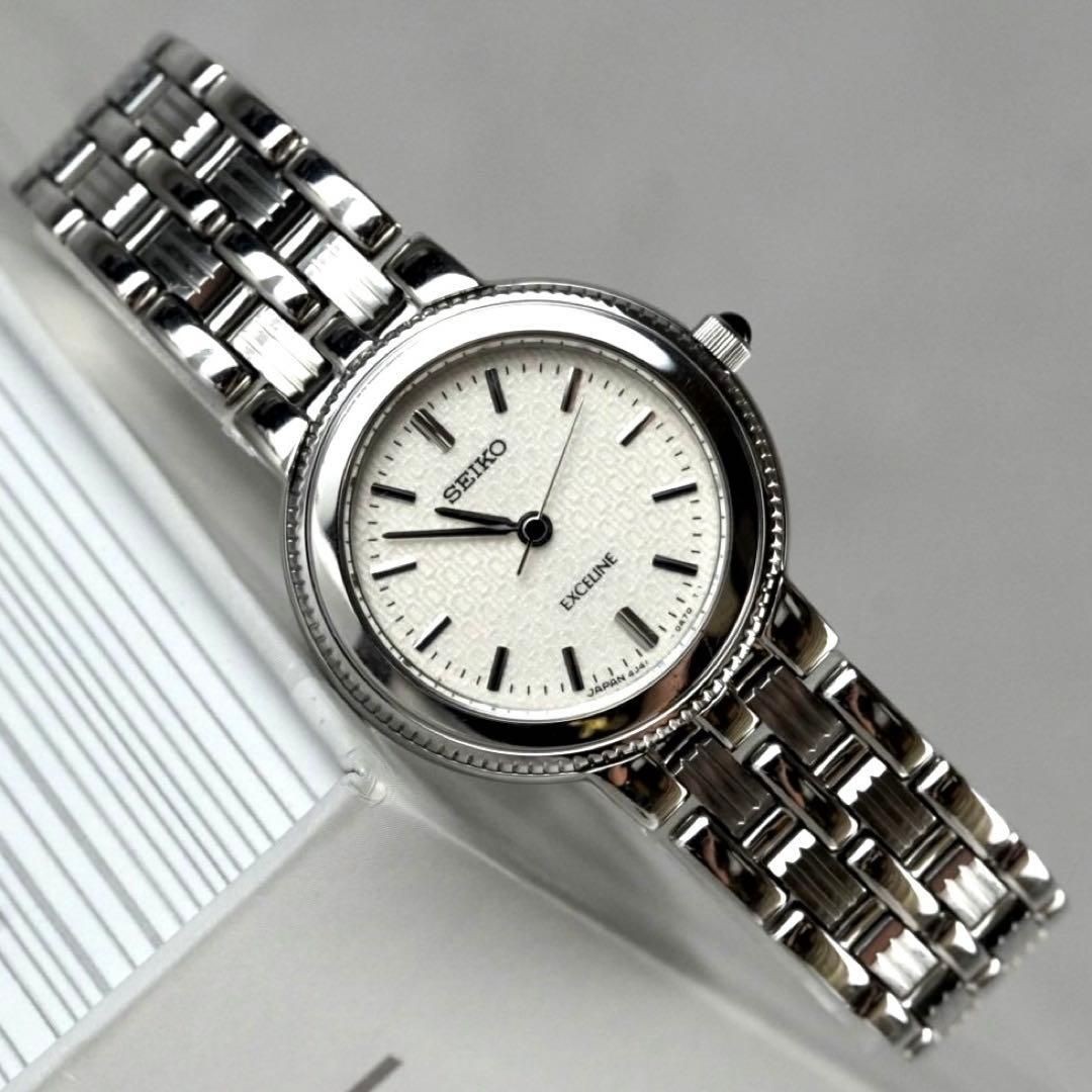 New Seiko EXCELINE Round Silver Ladies’ Wristwatch Quartz Working Item