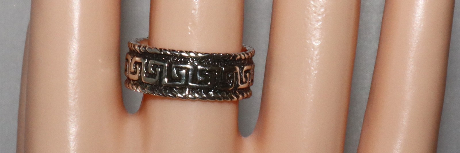 Vintage Sterling Silver Greek Key Band Ring Size 7+