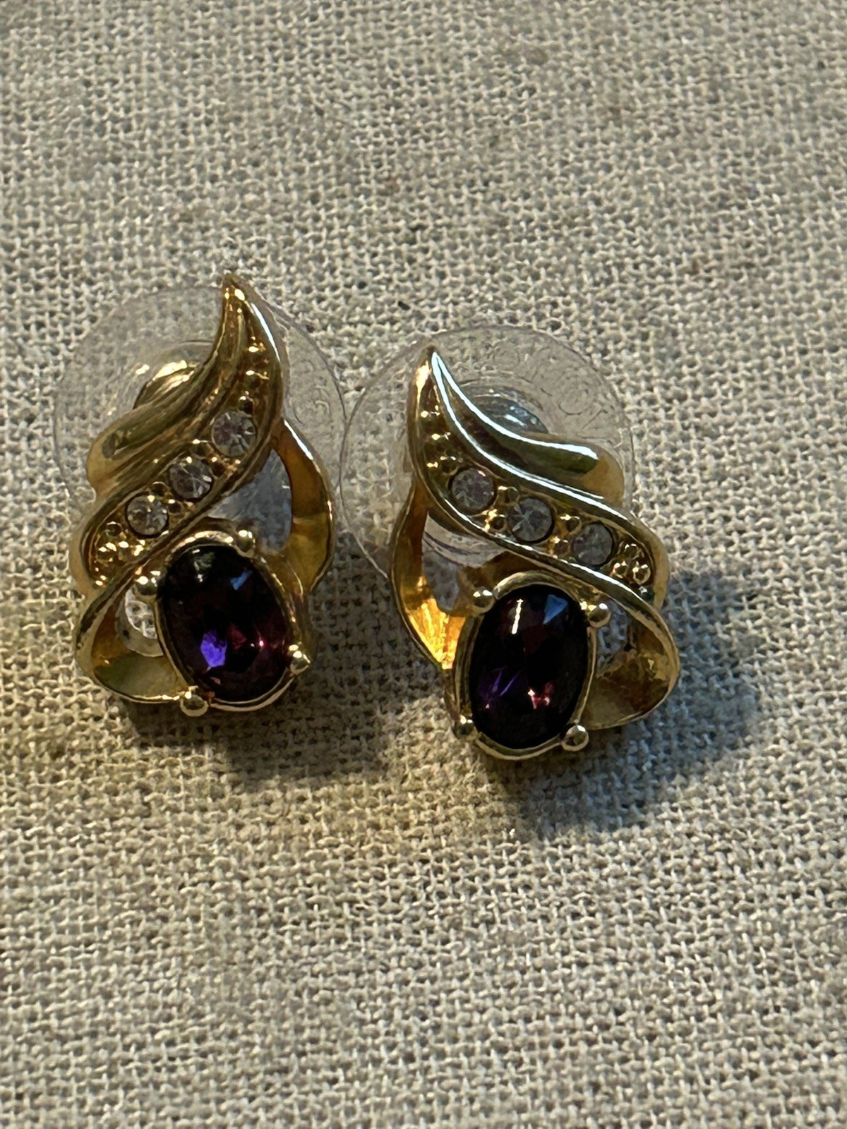 Vtg AVON Purple Faux Amethyst Rhinestone CZ Goldtone Necklace & Pierced Earrings