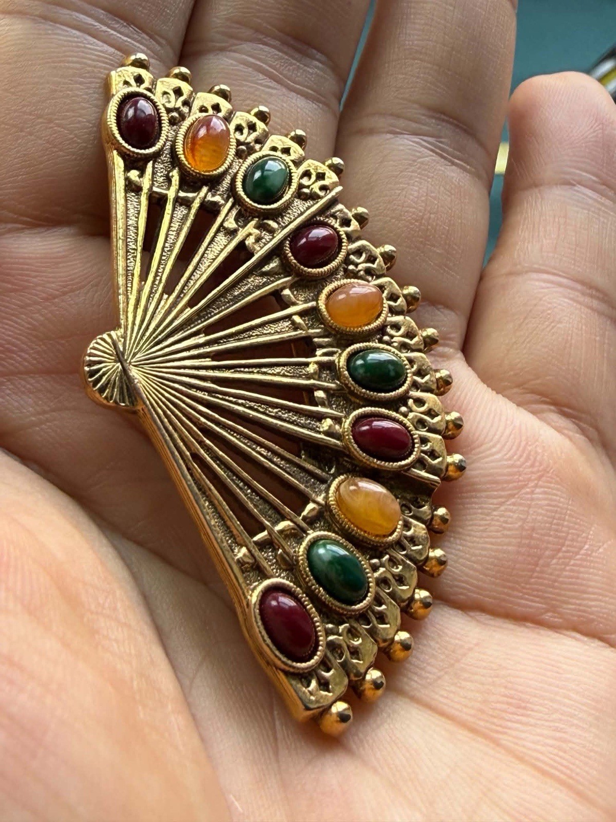 Vintage 1928 Jewelry Gold Tone Green Red Yellow Cabochon Fan Brooch Pin