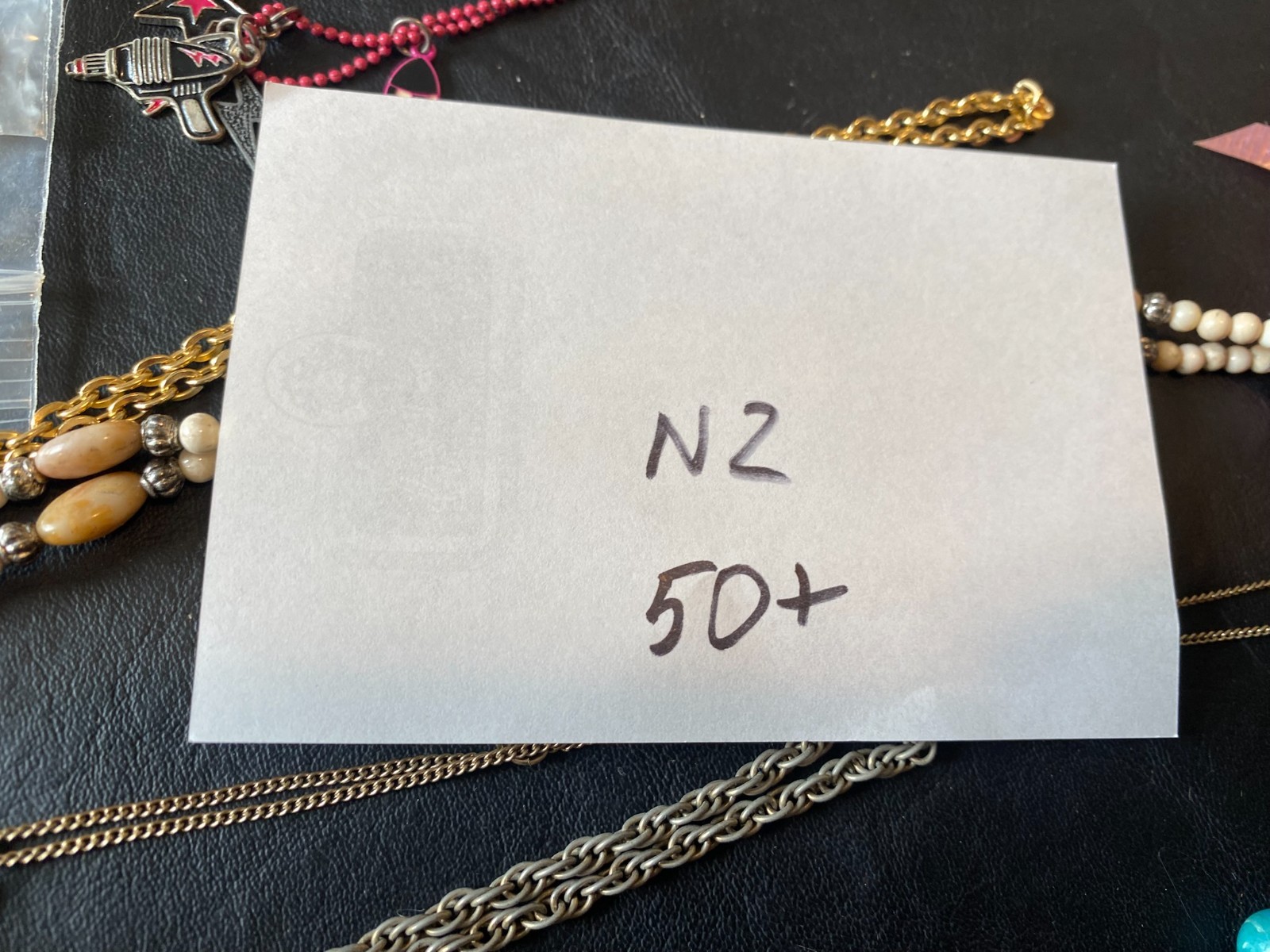 huge lot necklaces jewelry 50+ necklace beaded chain pendant etc. collection N2